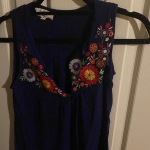 Sleeveless blouse